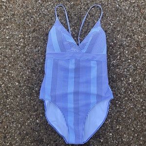 NWT Vineyards Vines Seersucker One Piece swimsuit